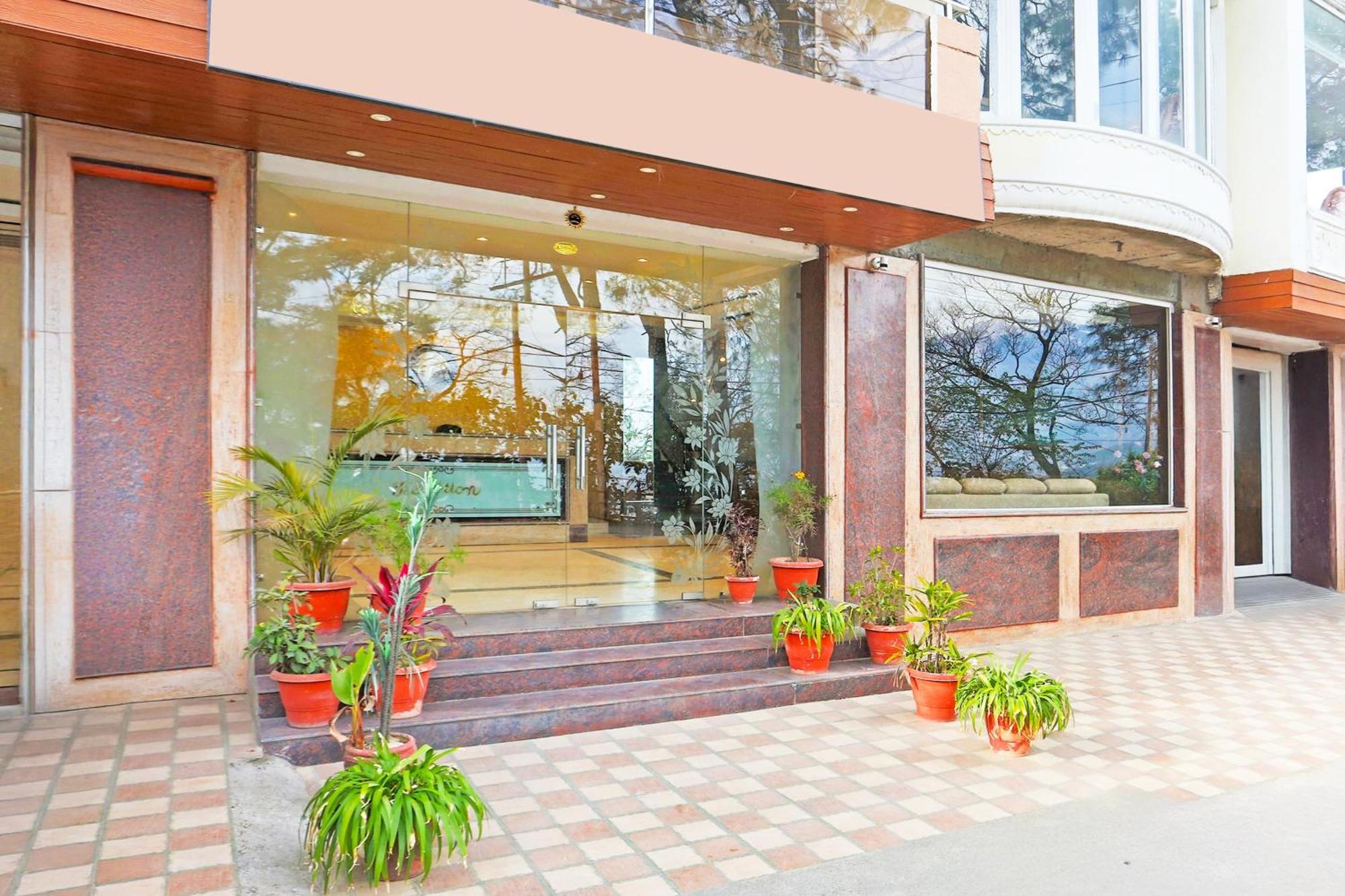 Super Townhouse Oak Dharamshala Near Maximus Mall Eksteriør billede