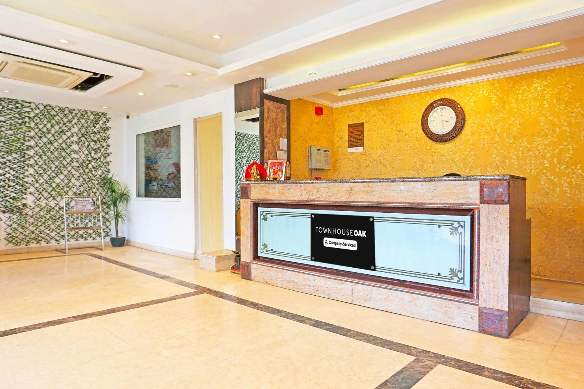 Super Townhouse Oak Dharamshala Near Maximus Mall Eksteriør billede